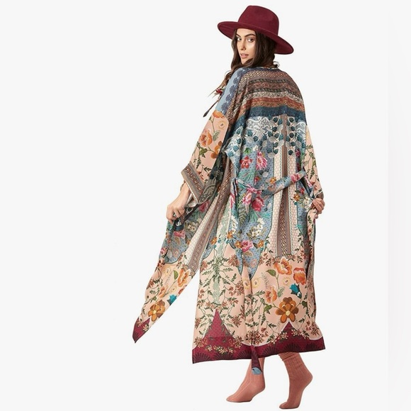 Other - Lightweight Bohemian Kimono Robe Layering Piece